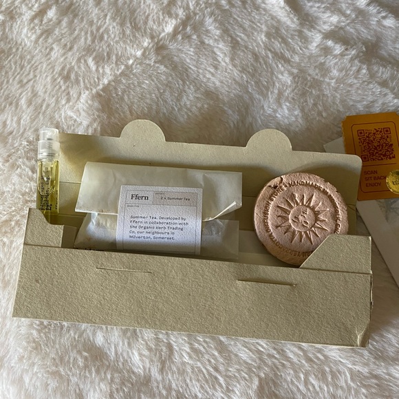 Ffern summer 24 perfume - Picture 3 of 6